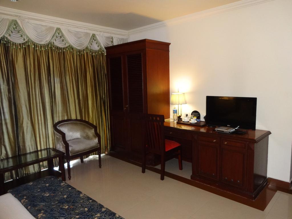 Westway Hotel Kozhikode Eksteriør bilde
