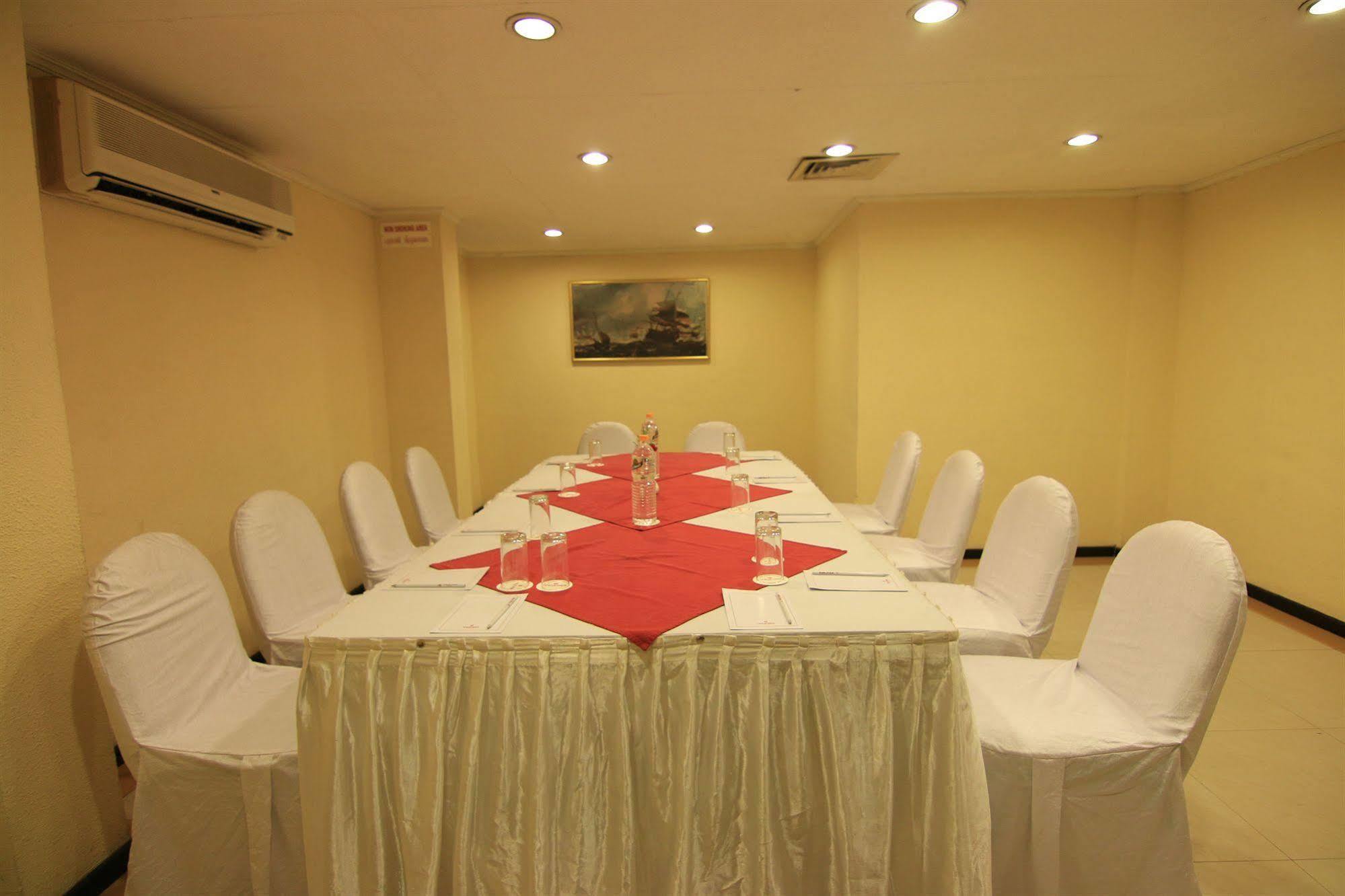 Westway Hotel Kozhikode Eksteriør bilde
